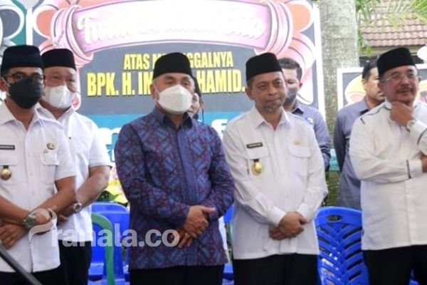 Cerita Gubernur Kaltim soal Almarhum Imdaad Hamid; Waktu SMA Diberi Uang hingga Diberangkatkan ke Perancis