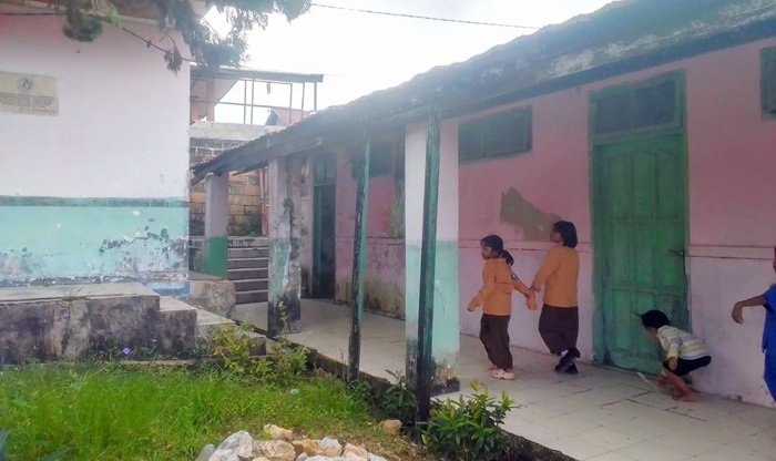 Bontang atau Kutim? Guru dan Murid di Sidrap Belajar di Tengah Ketidakpastian