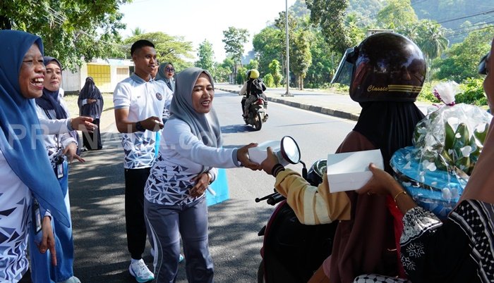 Rutan Pangkep Gelar “Sabtu Berkah”, Warga Senang Dapat Bingkisan