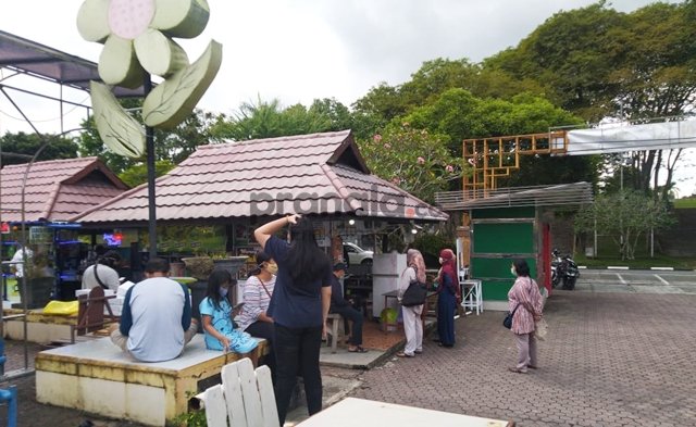 Pedagang Sumringah, Pujasera Kopkar PKT Ramai Lagi