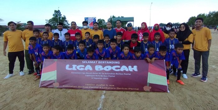 Semarakan HUT Kemerdekaan RI, Yassier Arafat Fasilitasi Turnamen Liga Bocah Berbas Pantai