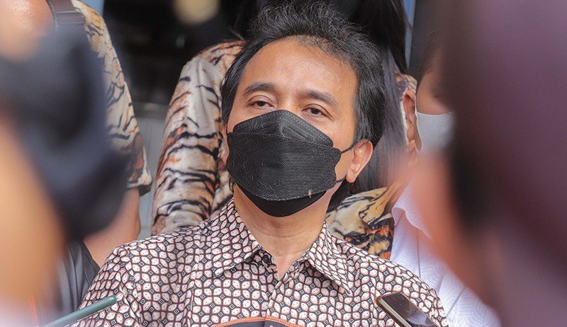 Roy Suryo Resmi Ditahan Polisi