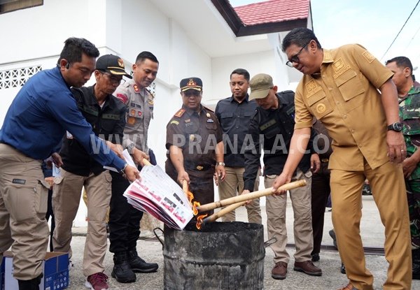 407 Surat Suara Rusak dan Berlebih Dibakar, Logistik Disalurkan ke 277 TPS di Bontang