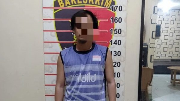 Bawa Pisau 24 Sentimeter, Nongkrong di Motor Sore Hari, Pria di Samarinda Ini Masuk Penjara