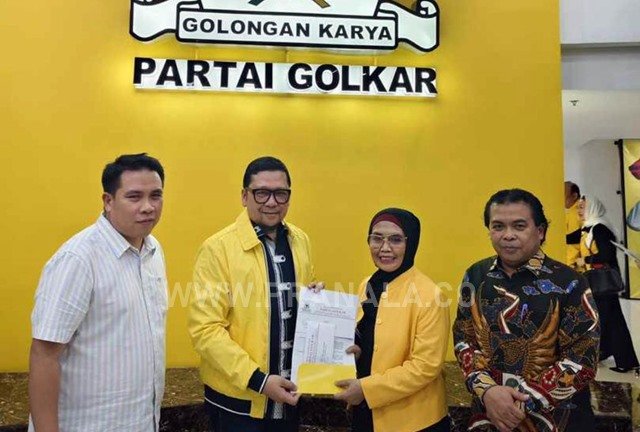Resmi! Neni Moerniaeni dan Agus Haris Diusung Golkar di Pilkada Bontang 2024