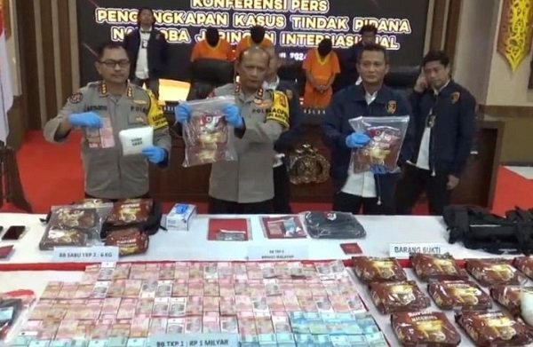 Polda Kaltim Ciduk Pengedar Sabu asal Malaysia