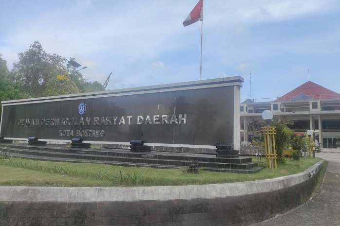 Besok, Yessy Waspo Dilantik jadi Sekwan Bontang