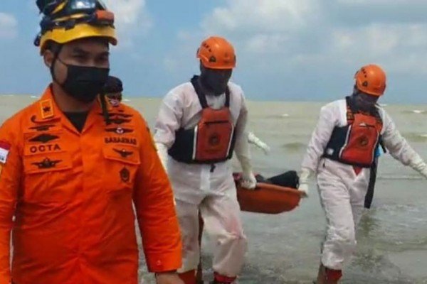 Asyik Berenang, Pelajar Balikpapan Ditemukan Tewas Tergulung Ombak
