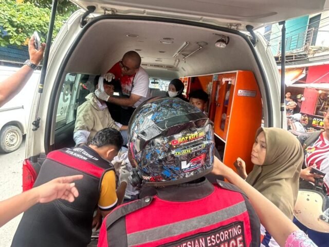 Bonceng Tiga, Pelajar SMP di Bontang Tabrak Mobil, Kepala Korban Alami Luka Serius