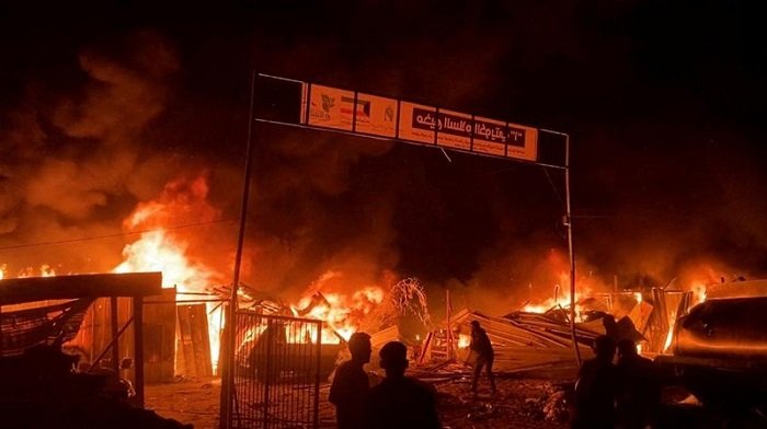 Tentara Israel Bakar Hidup-Hidup Pengungsian di Rafah