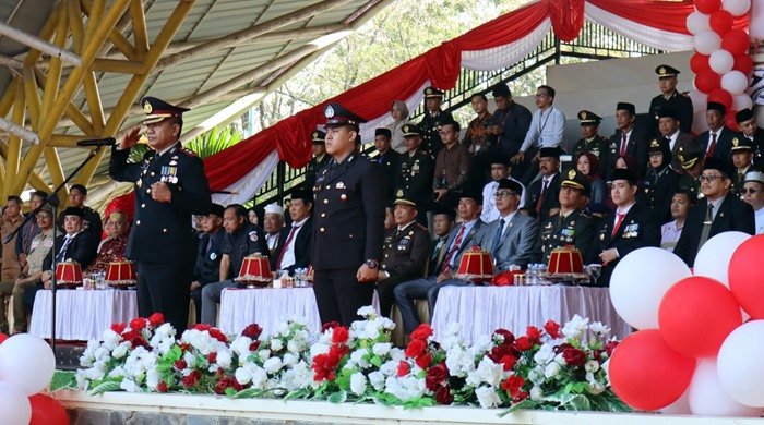 Hari Bhayangkara ke-79 di Pangkep, Polres Gelar Upacara dan Pasar Murah untuk Warga