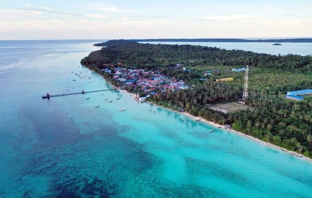 Abrasi Menggerus Gerbang Maratua Kaltim, Kampung Payung-Payung bakal Direlokasi