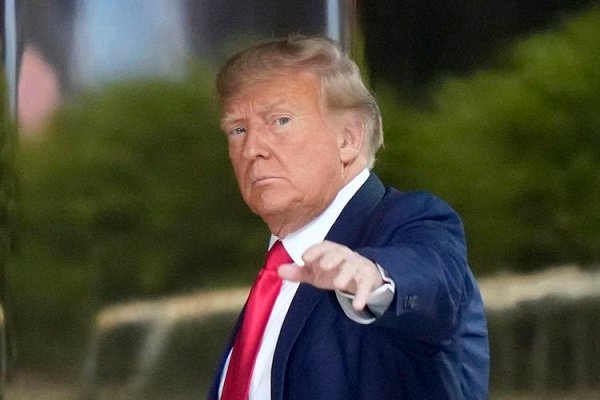Eks Presiden Amerika Serikat Donald Trump Bersalah Atas 34 Dakwaan terkait Film Dewasa