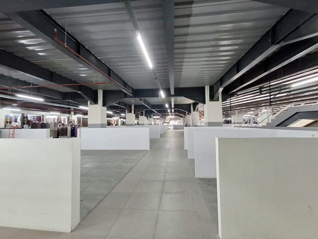 Gedung Megah Pasar Pagi Samarinda Dibayangi Keluhan Pedagang