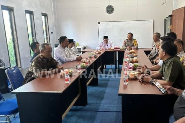 Silaturahmi ke Tokoh Masyarakat dan Parpol, Kapolres Bontang Siap Kawal Pilkada 2024