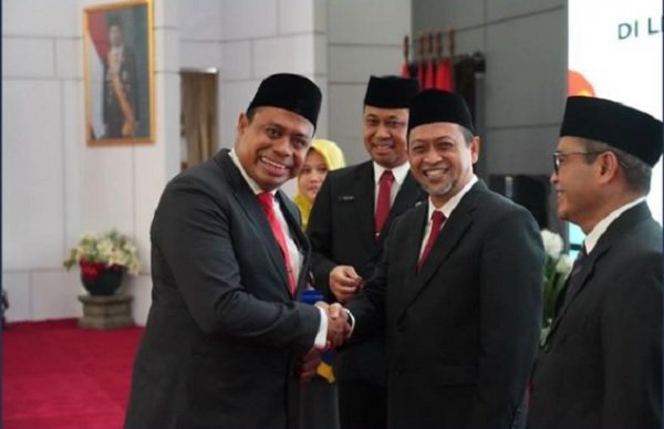 397 PNS Kaltim Terima Anugerah Satyalancana Karya Satya Pengabdian