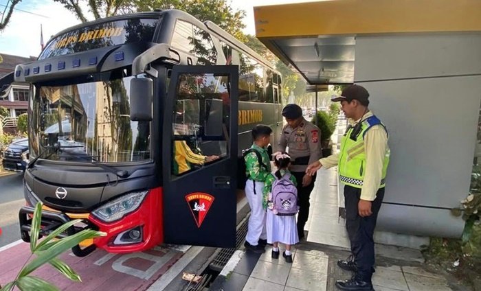 Dua Rute Disiapkan, Bus Sekolah Gratis Brimob Polda Kaltim Layani Pelajar Balikpapan
