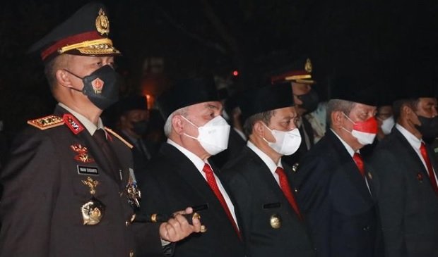Apel Kehormatan dan Renungan Suci di Taman Makam Pahlawan Samarinda Berjalan Khidmat